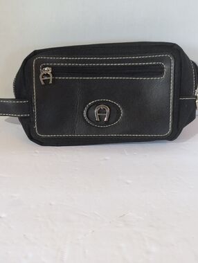 Aigner Black Amenities Bag, Lufthansa
